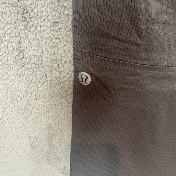 Lululemon Pants Mens 34 Fits 32x28 Grey Classic Fit Performance Golf Casual - Picture 9 of 11